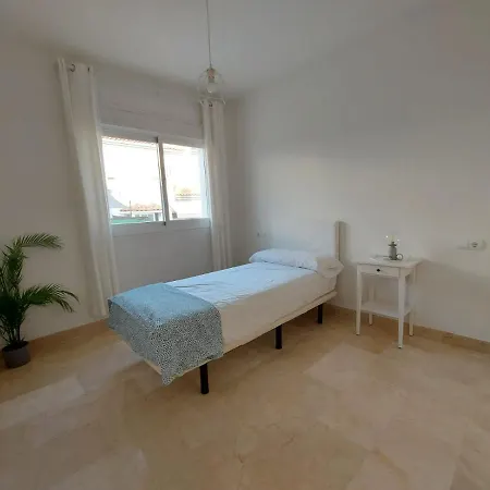 Hébergement de vacances Vivienda Adosada Agradable Y Comoda Cerca Del Mar *